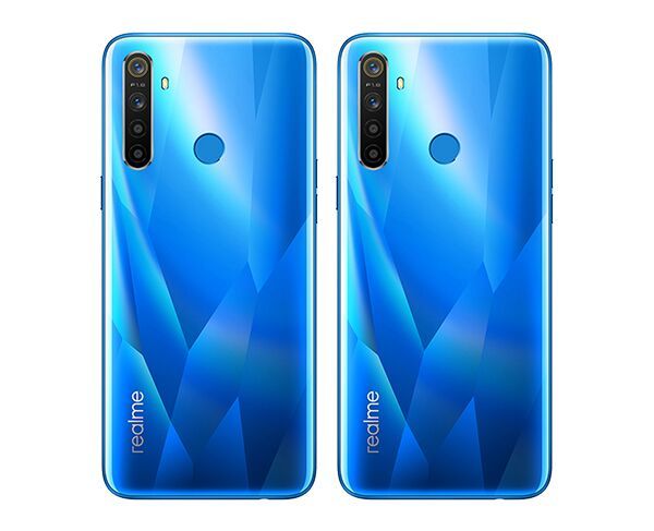 2 x realme 5 128GB Crystal Blue